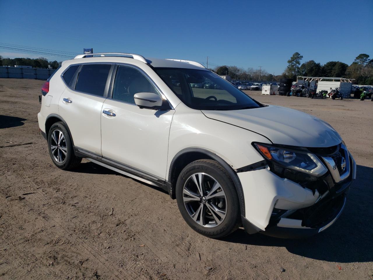 2017 NISSAN ROGUE S - Фото 4