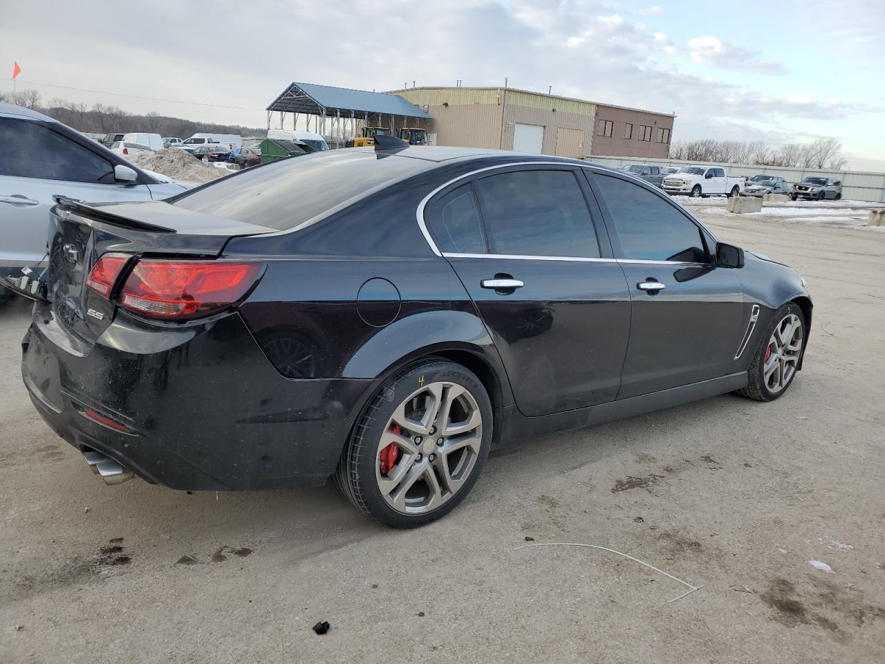 2017 CHEVROLET SS - Image 3