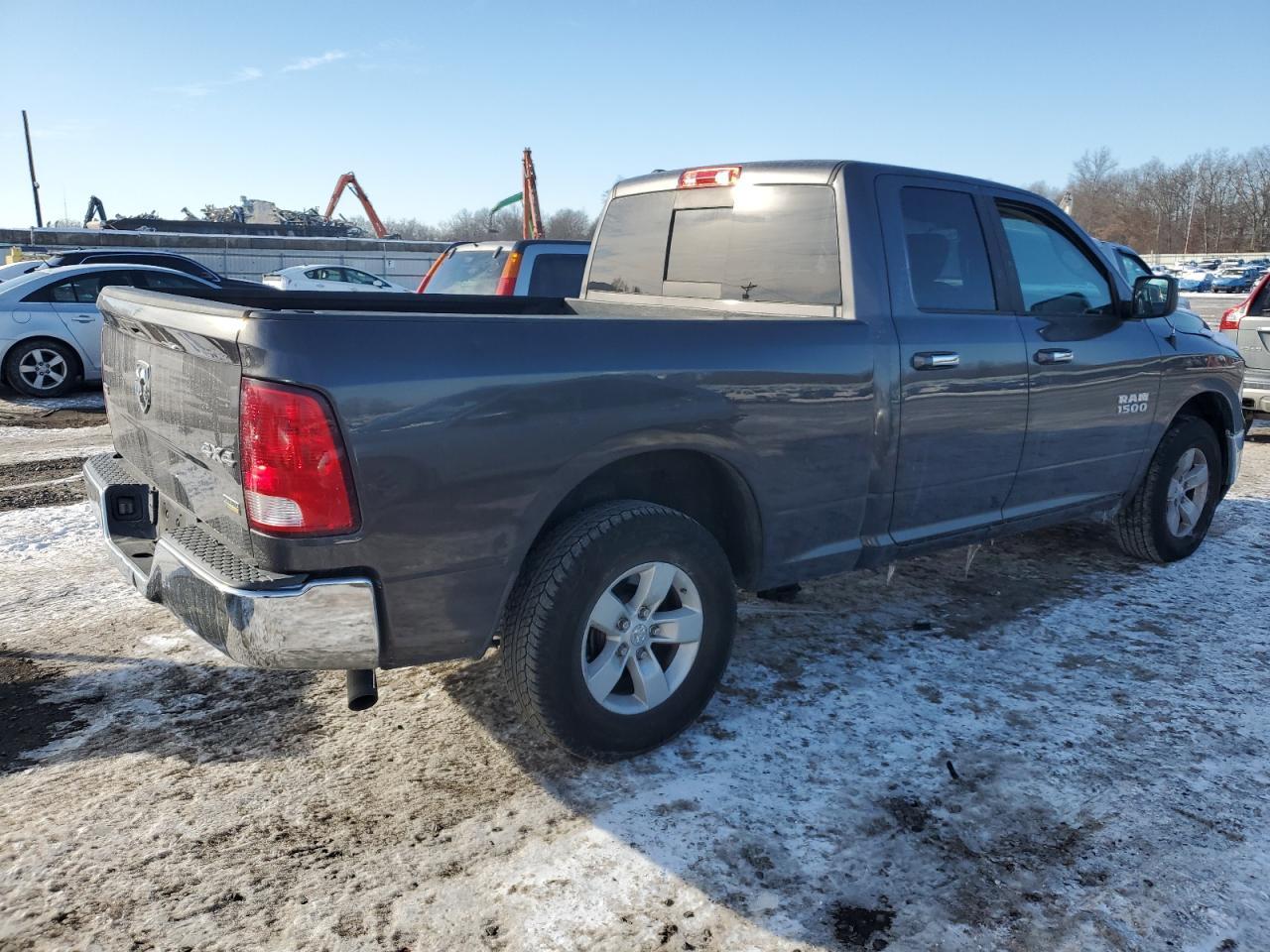 2017 RAM 1500 SLT - Image 3