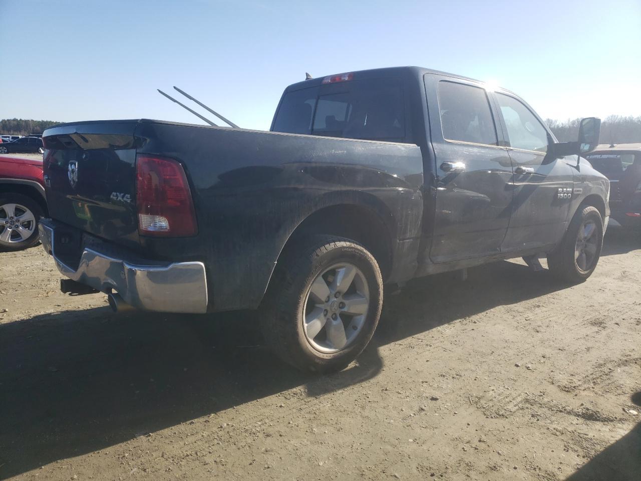 2014 RAM 1500 SLT - Image 3