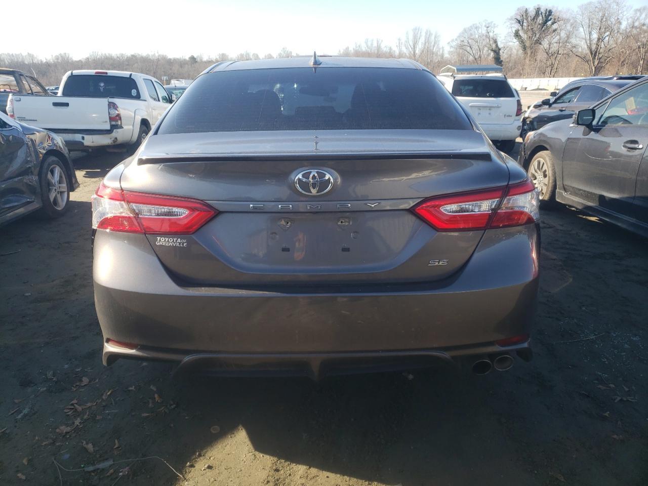2020 TOYOTA CAMRY SE - Image 6