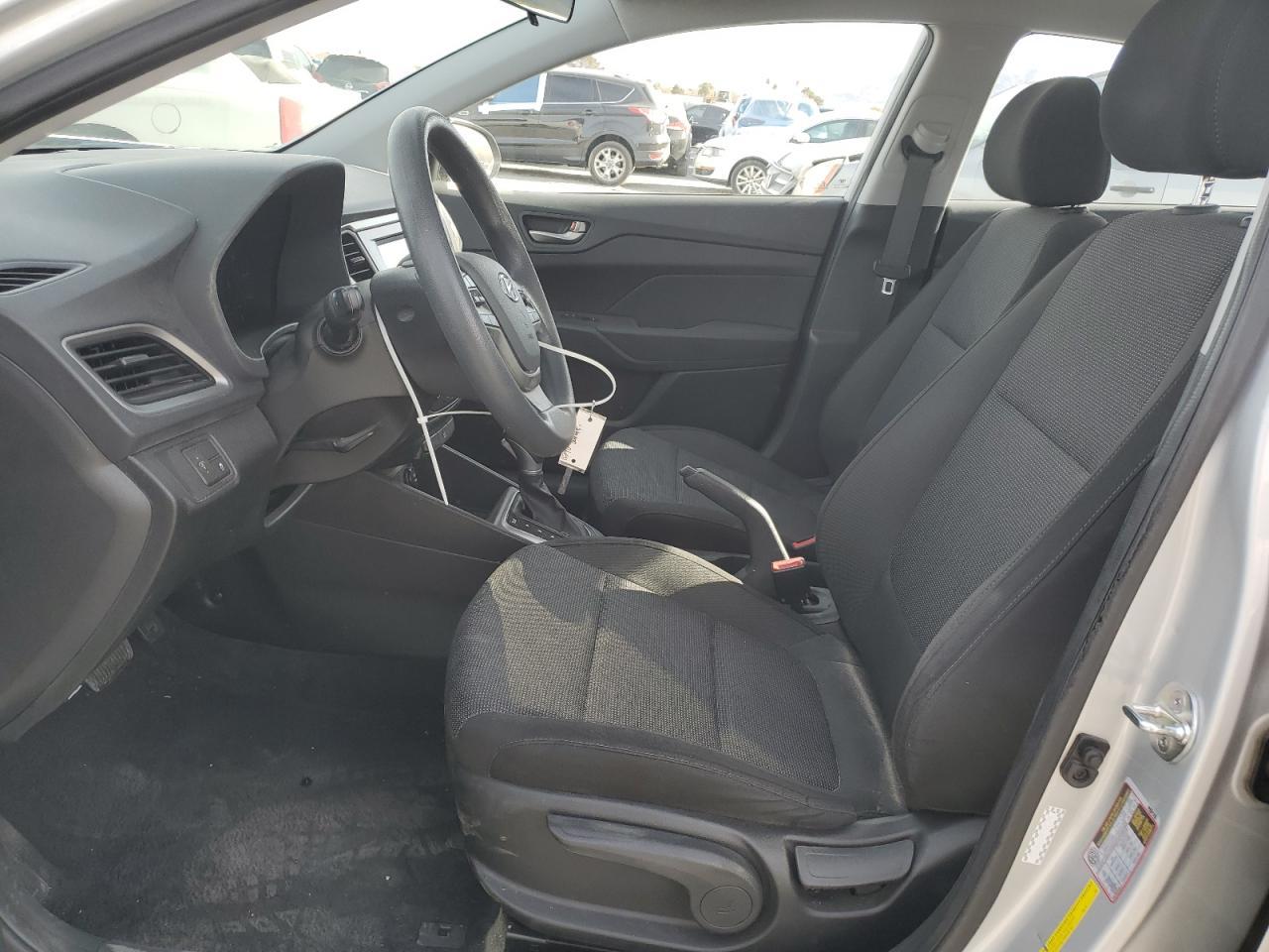 2019 HYUNDAI ACCENT SE - Фото 7