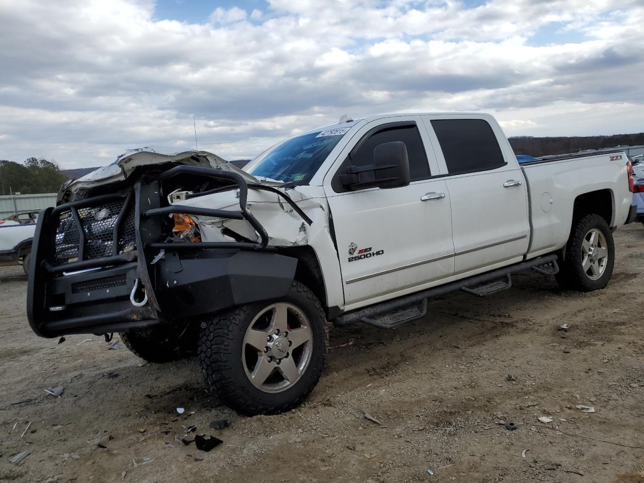 2015 CHEVROLET SILVERADO