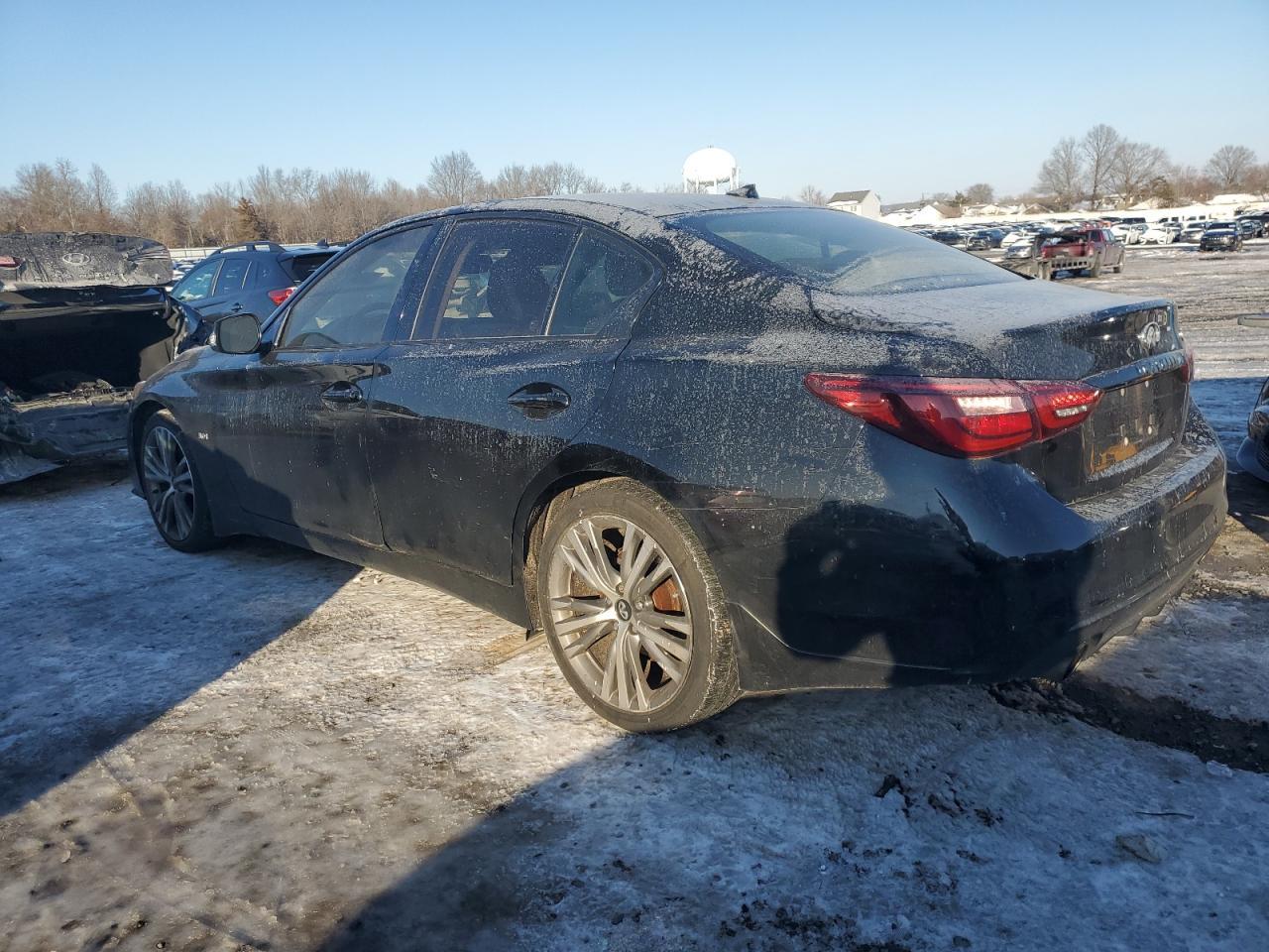 2018 INFINITI Q50 LUXE - Фото 2