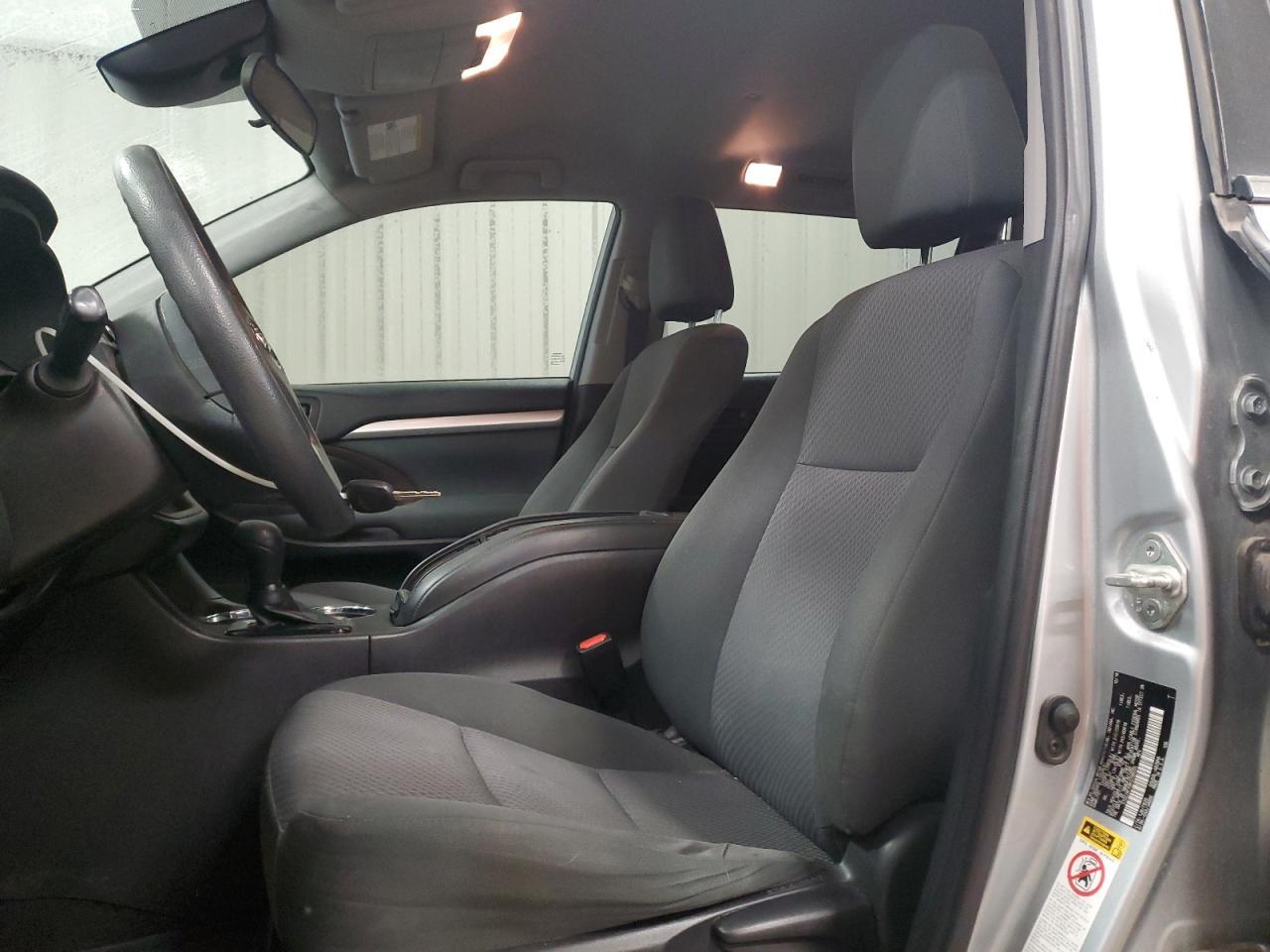 2019 TOYOTA HIGHLANDER - Image 7