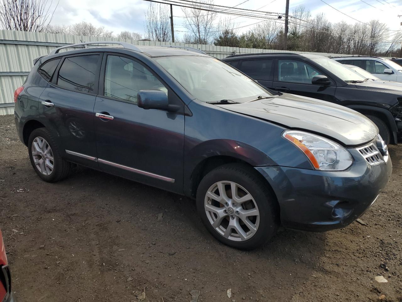 2013 NISSAN ROGUE S - Фото 4