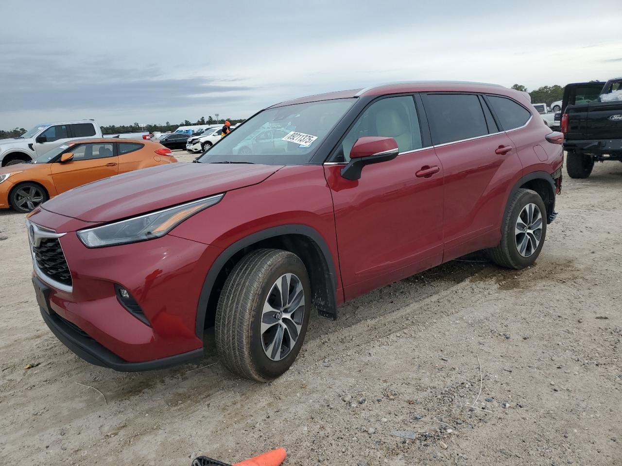 2024 TOYOTA HIGHLANDER