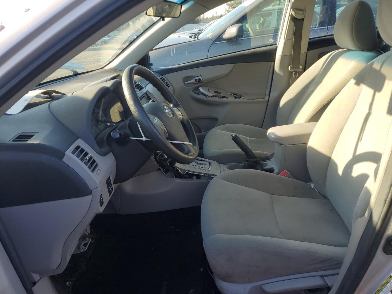 2013 TOYOTA COROLLA BA - Фото 7