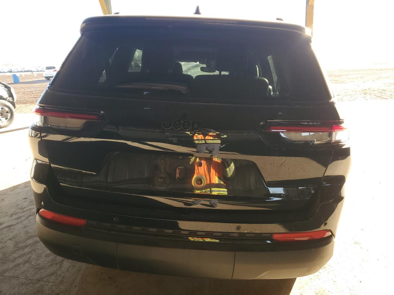 2024 JEEP GRAND CHER - Image 6