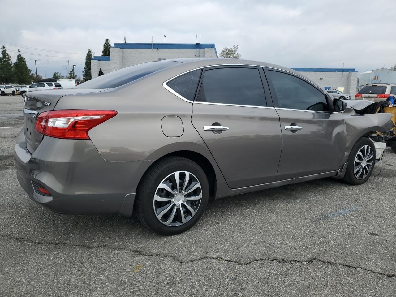 2017 NISSAN SENTRA S - Фото 3