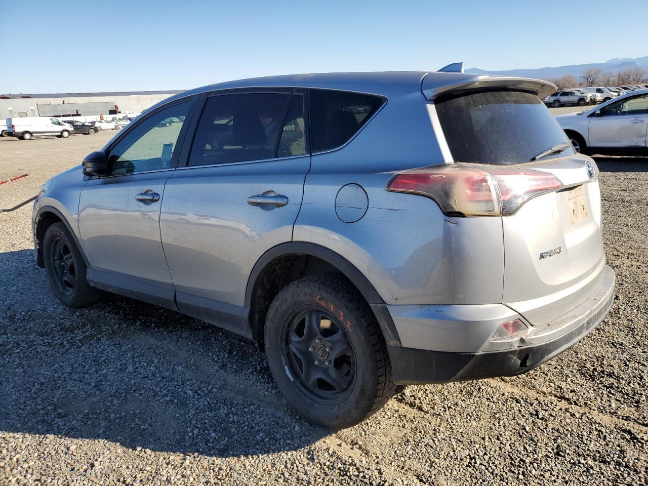2018 TOYOTA RAV4 LE - Image 2