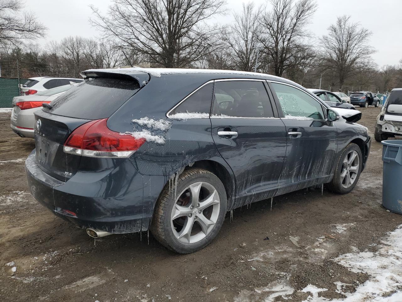 2013 TOYOTA VENZA LE - Фото 3