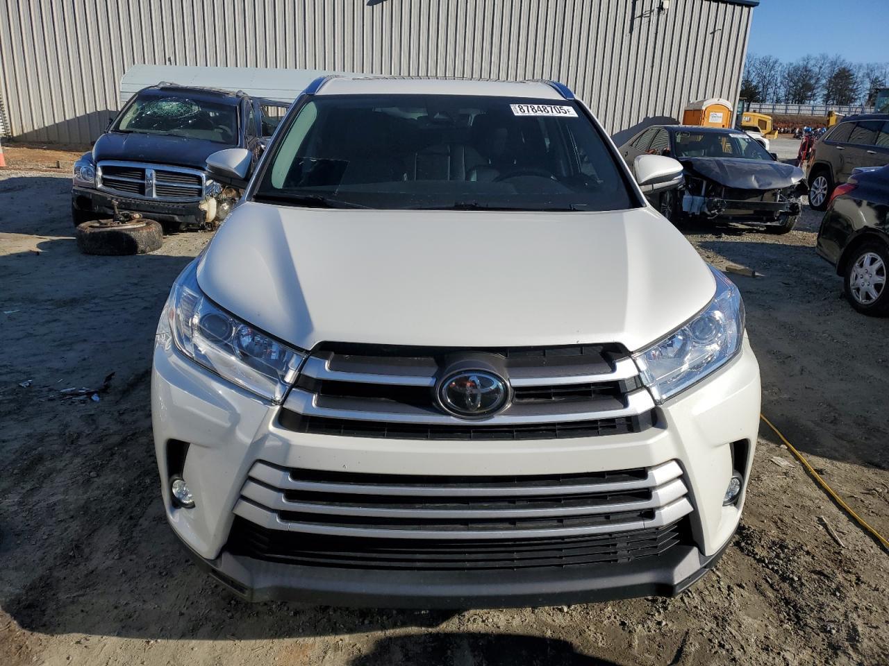 2018 TOYOTA HIGHLANDER - Image 5