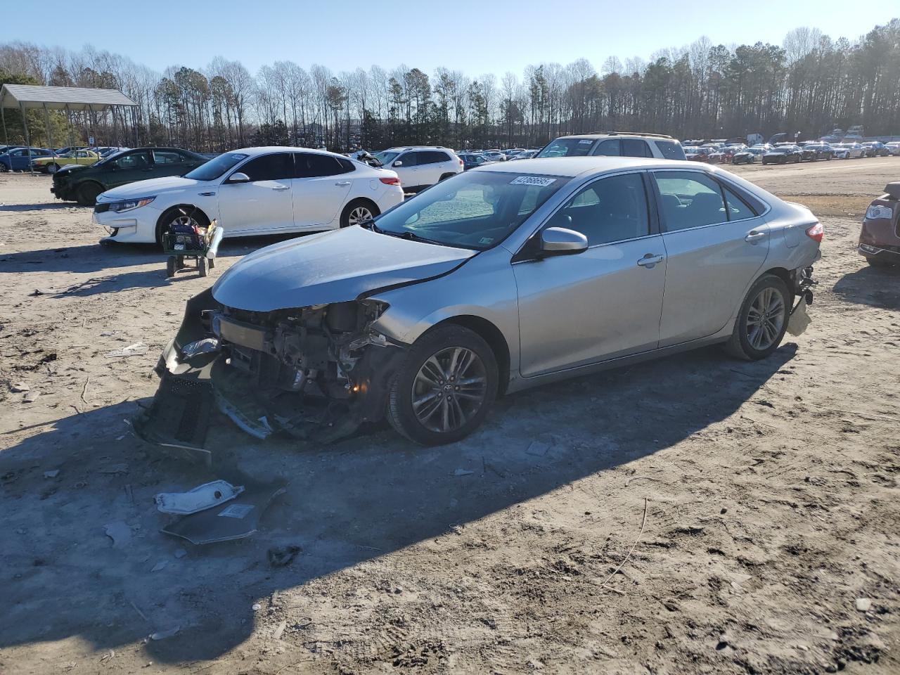 2016 TOYOTA CAMRY LE