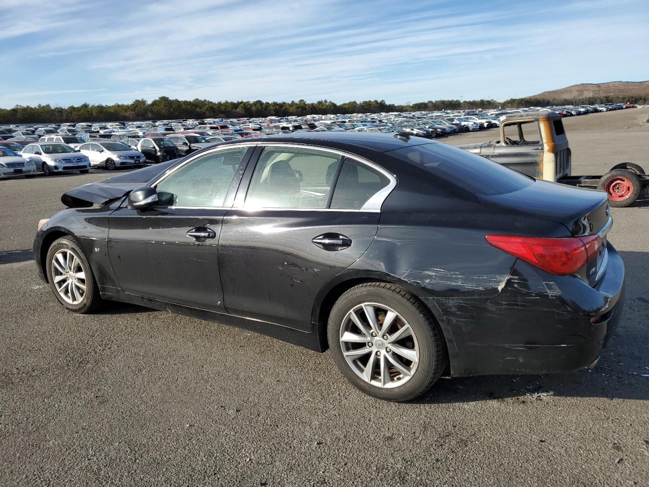 2014 INFINITI Q50 BASE - Image 2