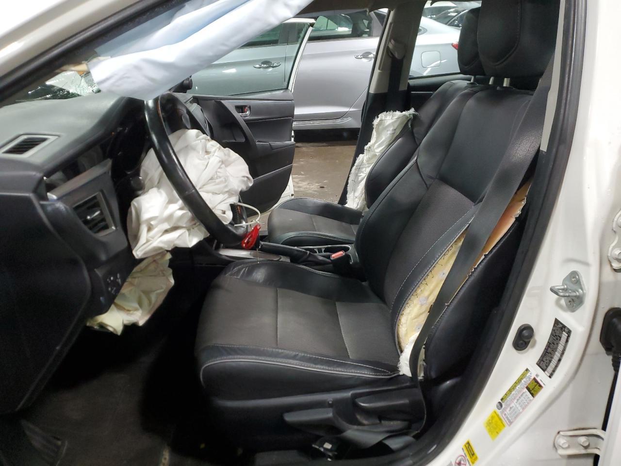2015 TOYOTA COROLLA L - Image 7