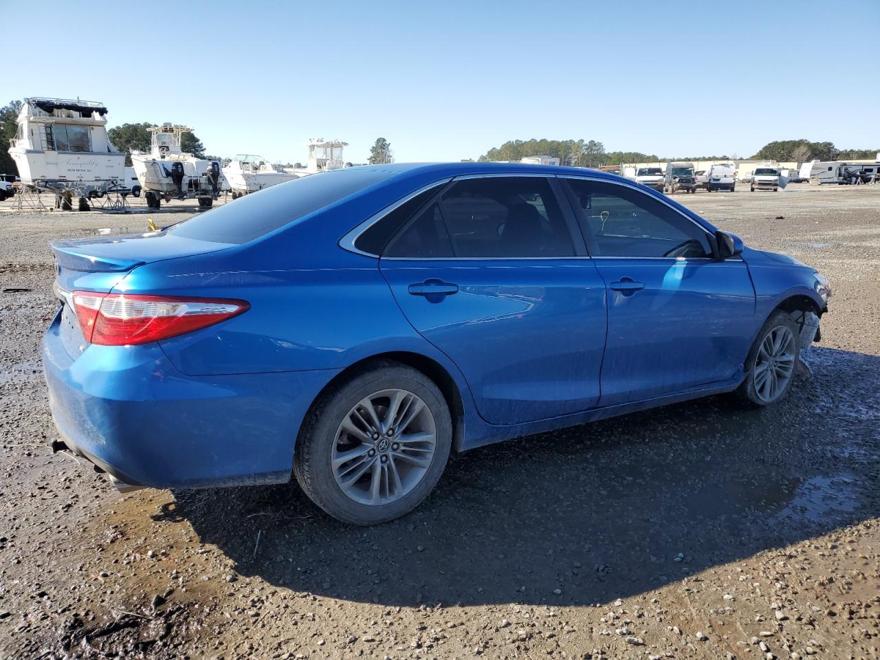 2017 TOYOTA CAMRY LE - Image 3