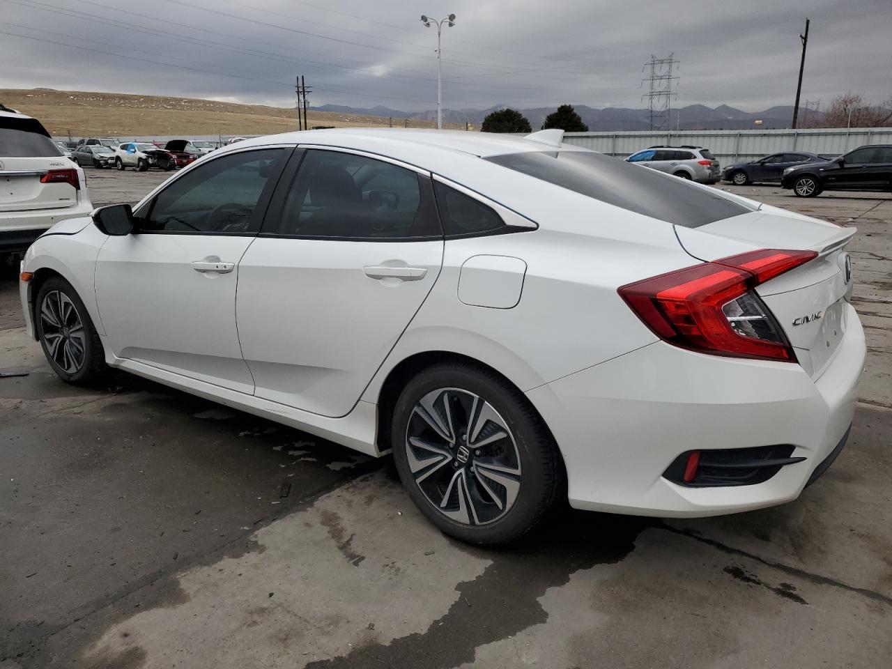 2018 HONDA CIVIC EXL - Image 2