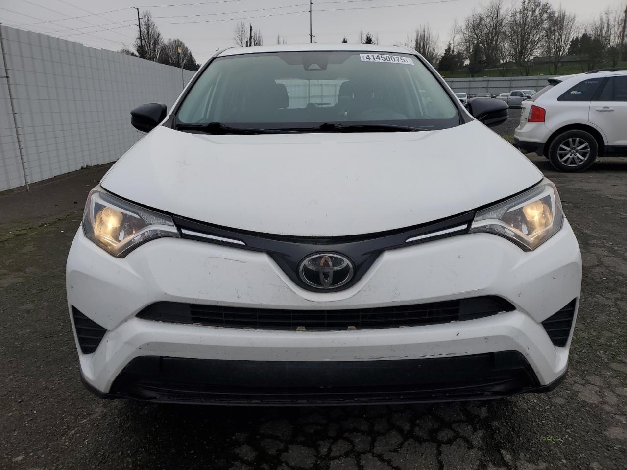 2018 TOYOTA RAV4 LE - Image 5