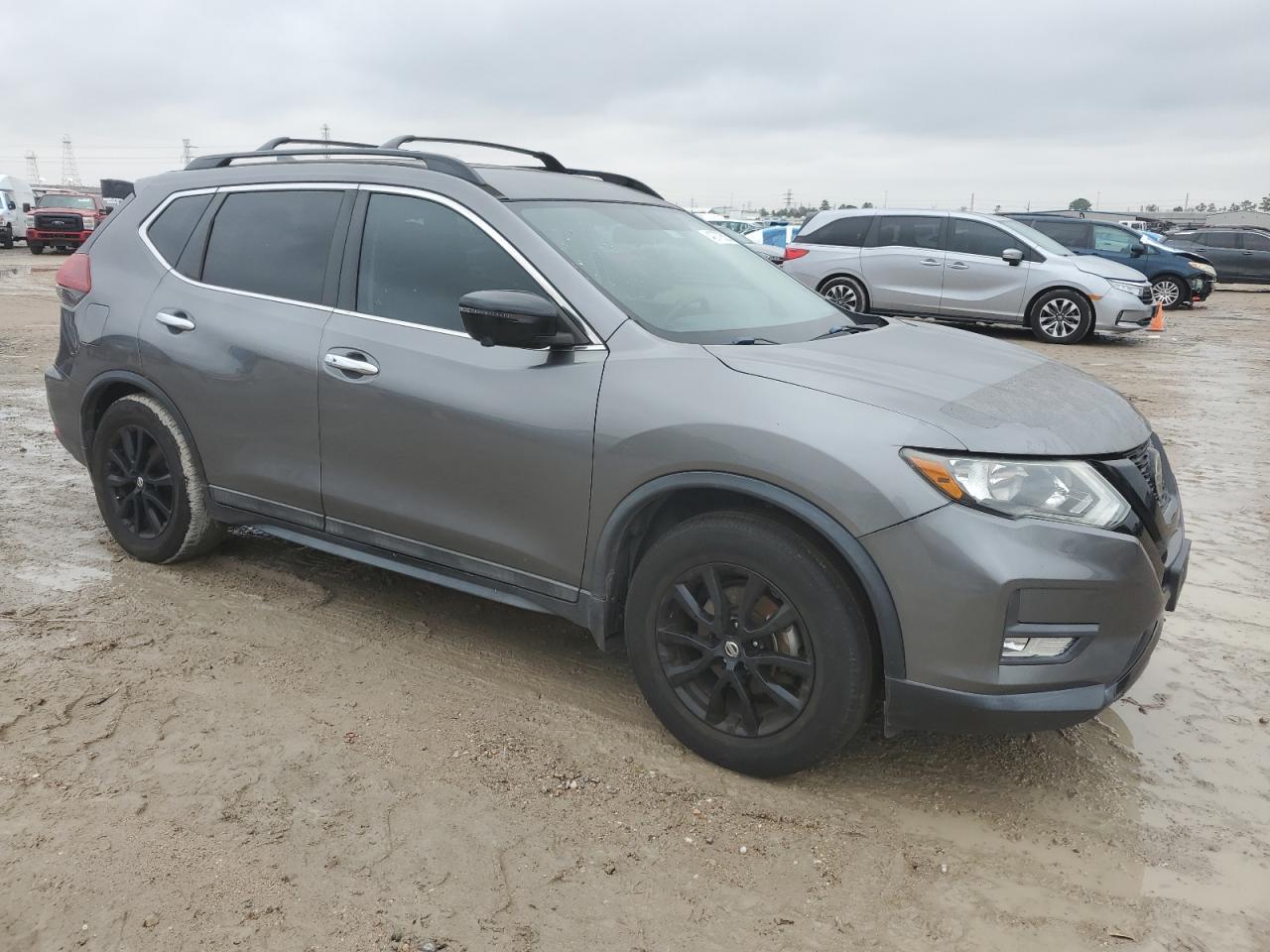 2018 NISSAN ROGUE S - Image 4