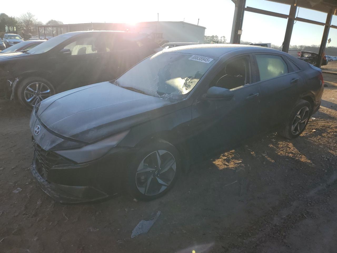 2023 HYUNDAI ELANTRA SE