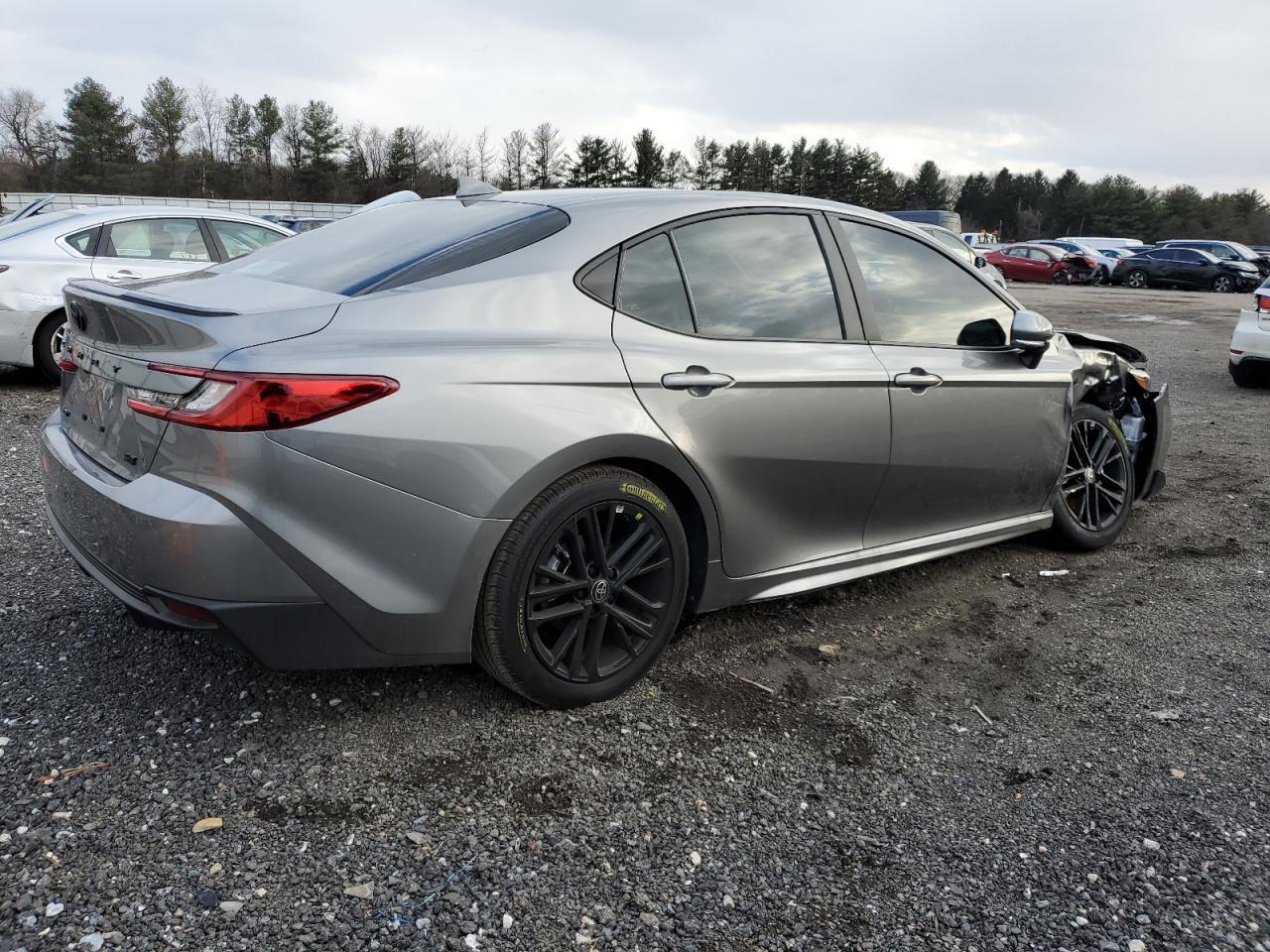 2025 TOYOTA CAMRY XSE - Фото 3