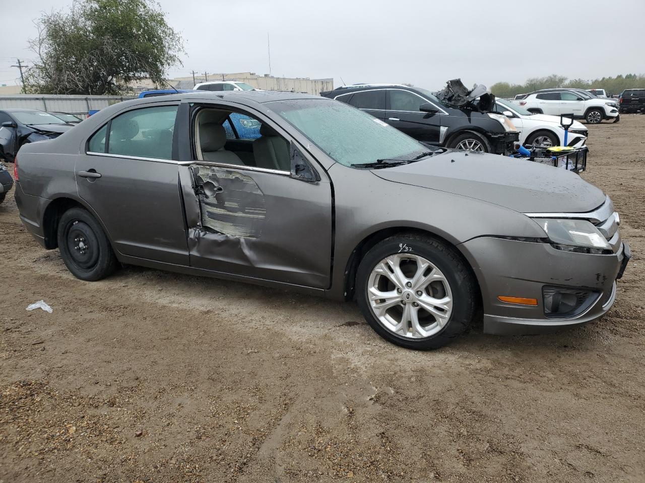 2012 FORD FUSION SE - Image 4