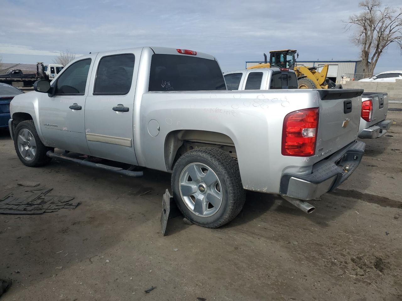 2012 CHEVROLET SILVERADO - Image 2