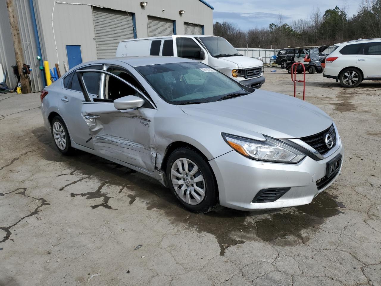 2018 NISSAN ALTIMA 2.5 - Image 4