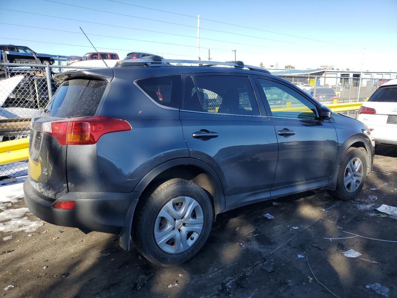 2014 TOYOTA RAV4 LE - Фото 3