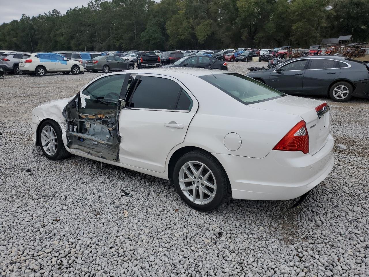 2012 FORD FUSION SEL - Image 2