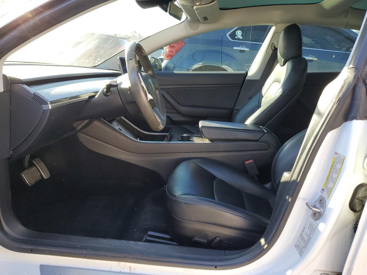 2019 TESLA MODEL 3 - Image 7
