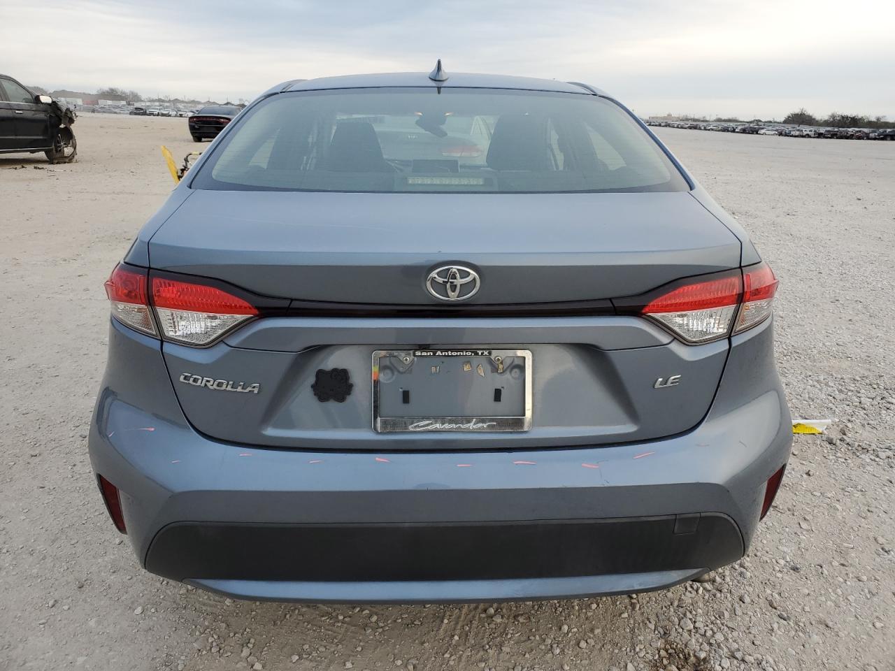 2020 TOYOTA COROLLA LE - Фото 6