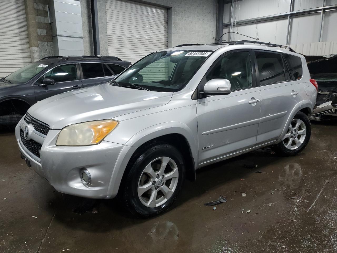 2011 TOYOTA RAV4 LIMIT