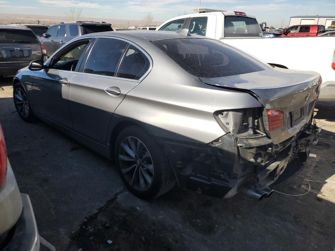 2016 BMW 528 I - Фото 2