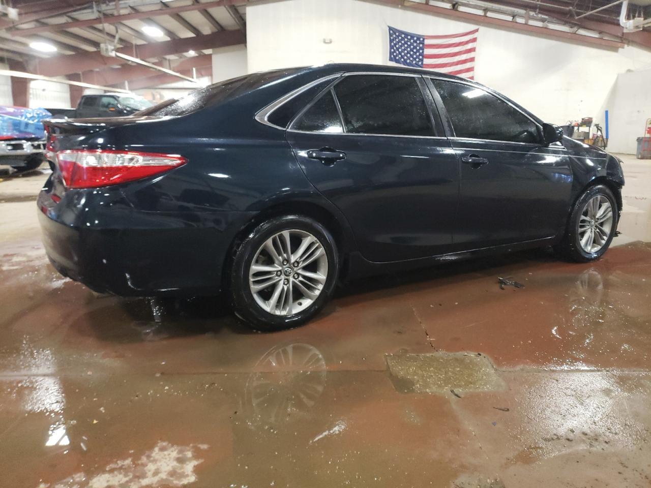 2016 TOYOTA CAMRY LE - Фото 3