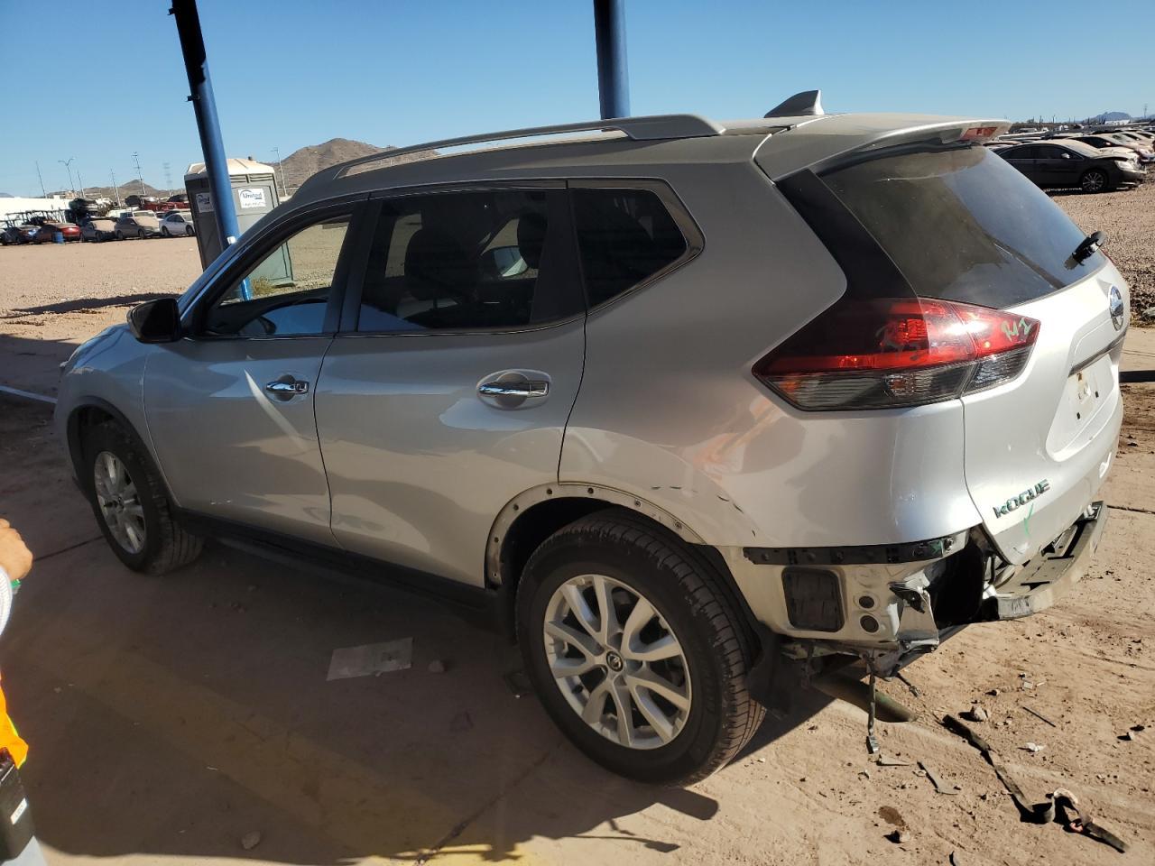 2018 NISSAN ROGUE S - Фото 2