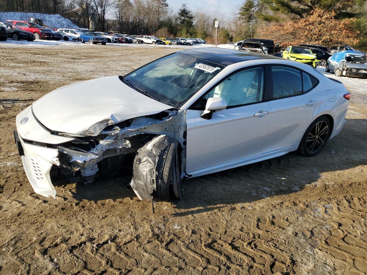 2025 TOYOTA CAMRY XSE