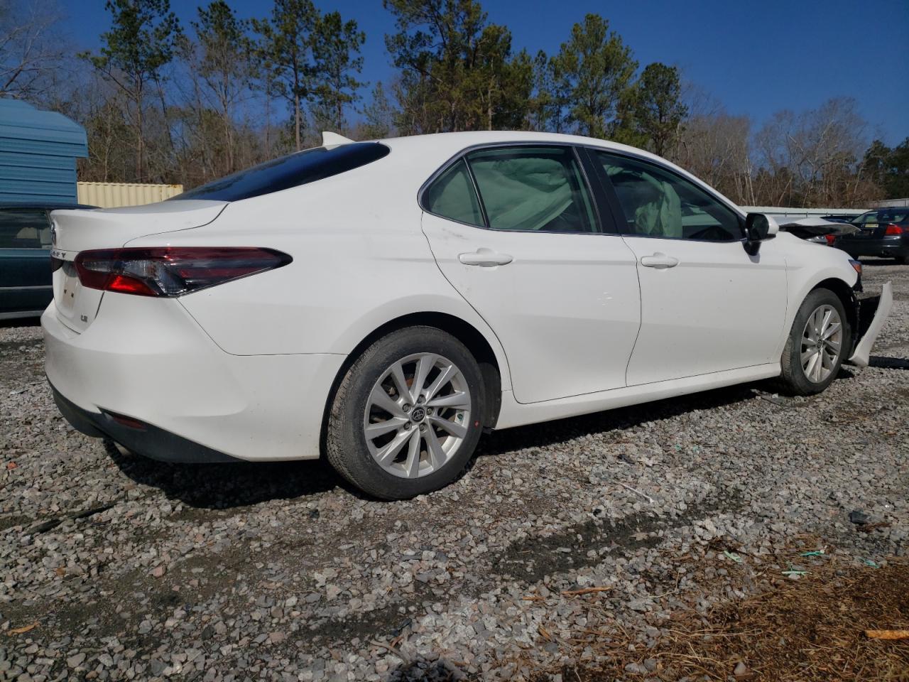 2023 TOYOTA CAMRY LE - Image 3