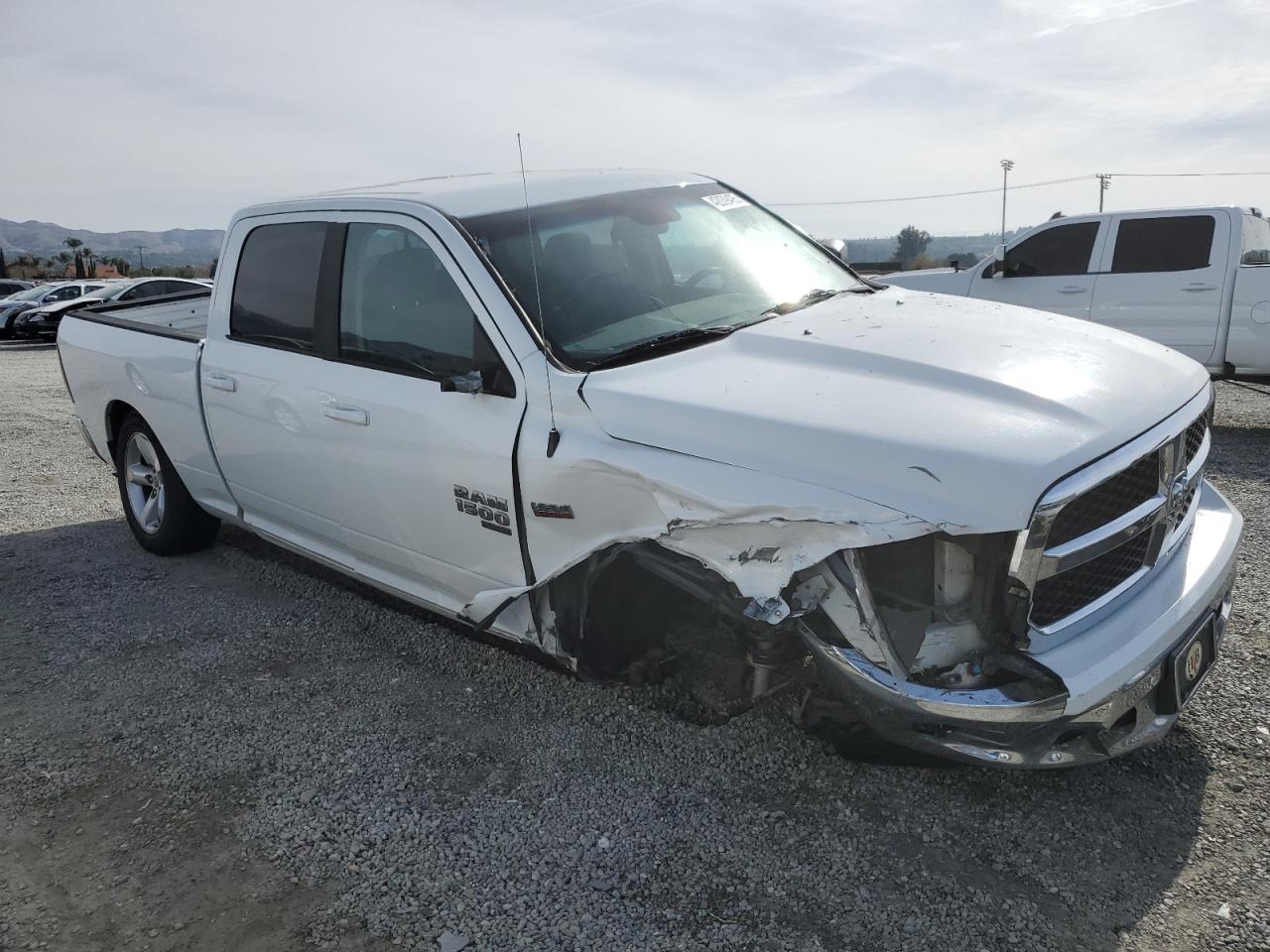 2019 RAM 1500 CLASS - Фото 4