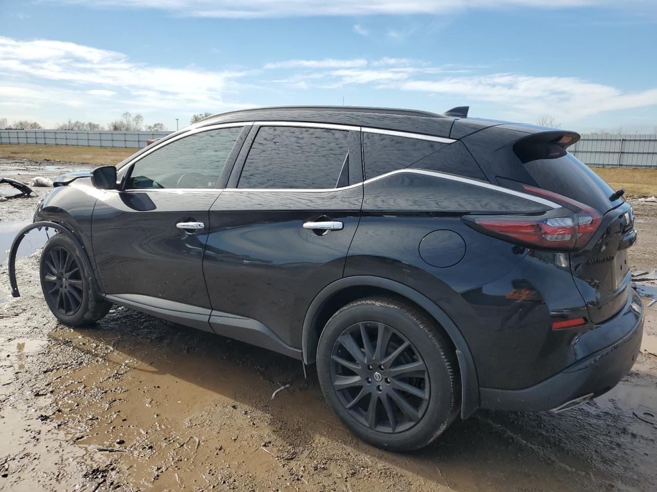 2022 NISSAN MURANO SV - Image 2