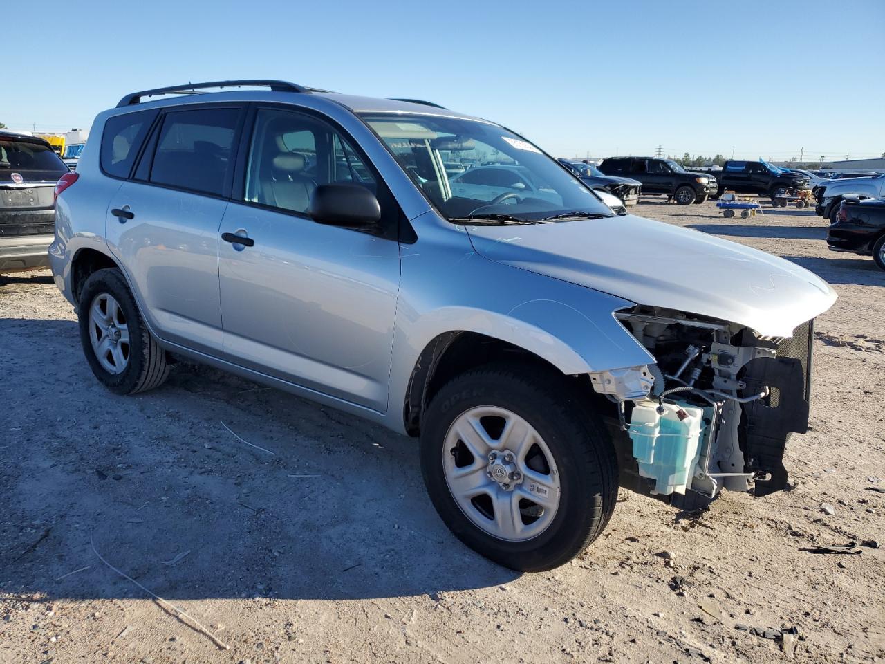 2011 TOYOTA RAV4 - Image 4