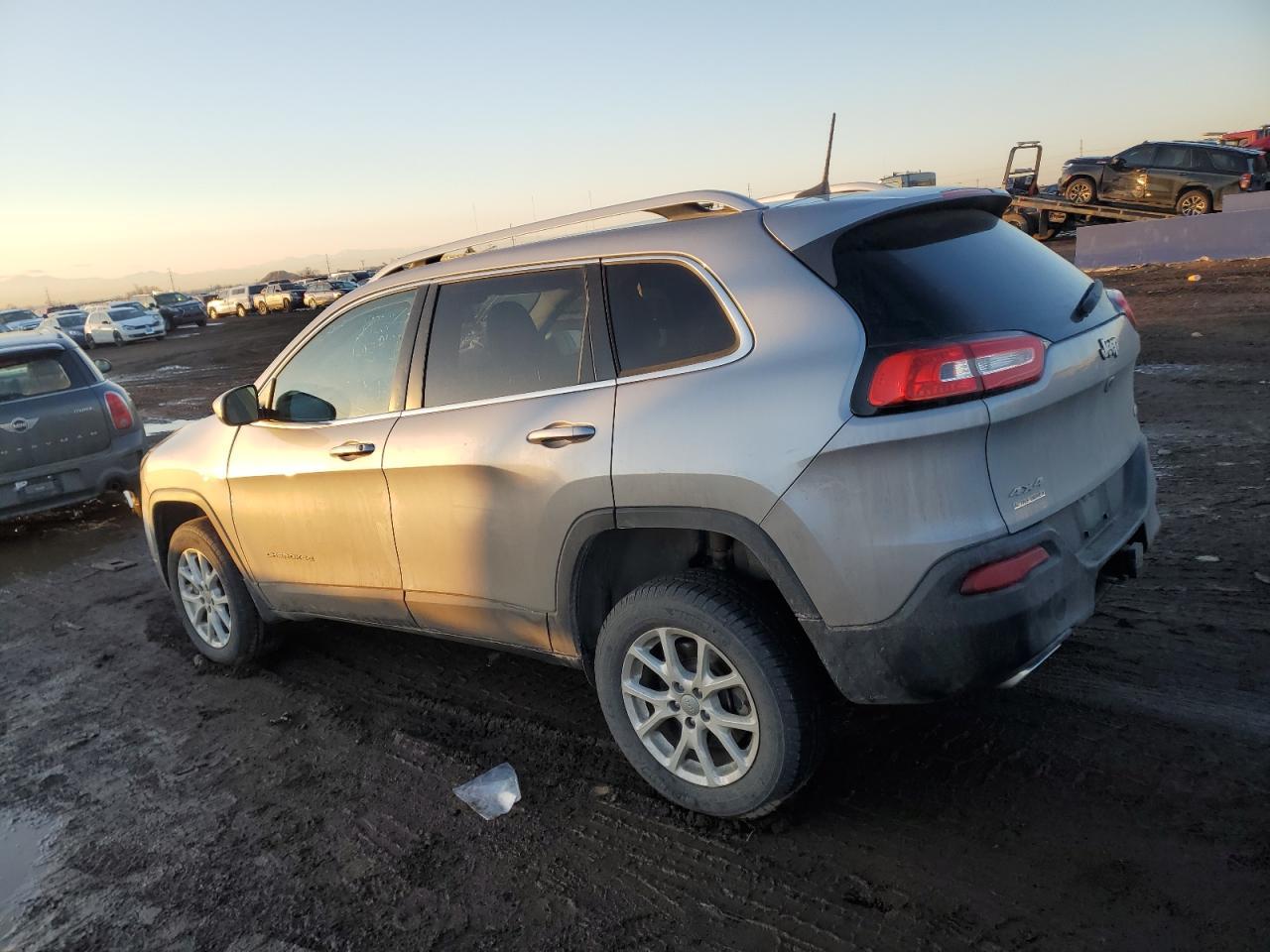 2017 JEEP CHEROKEE L - Image 2