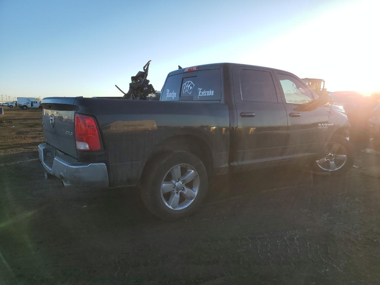 2019 RAM 1500 CLASS - Фото 3