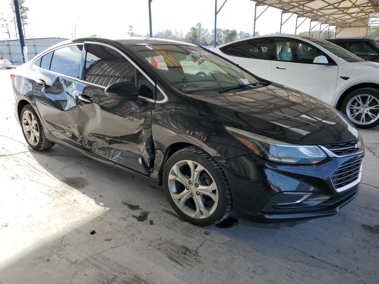 2017 CHEVROLET CRUZE - Фото 4