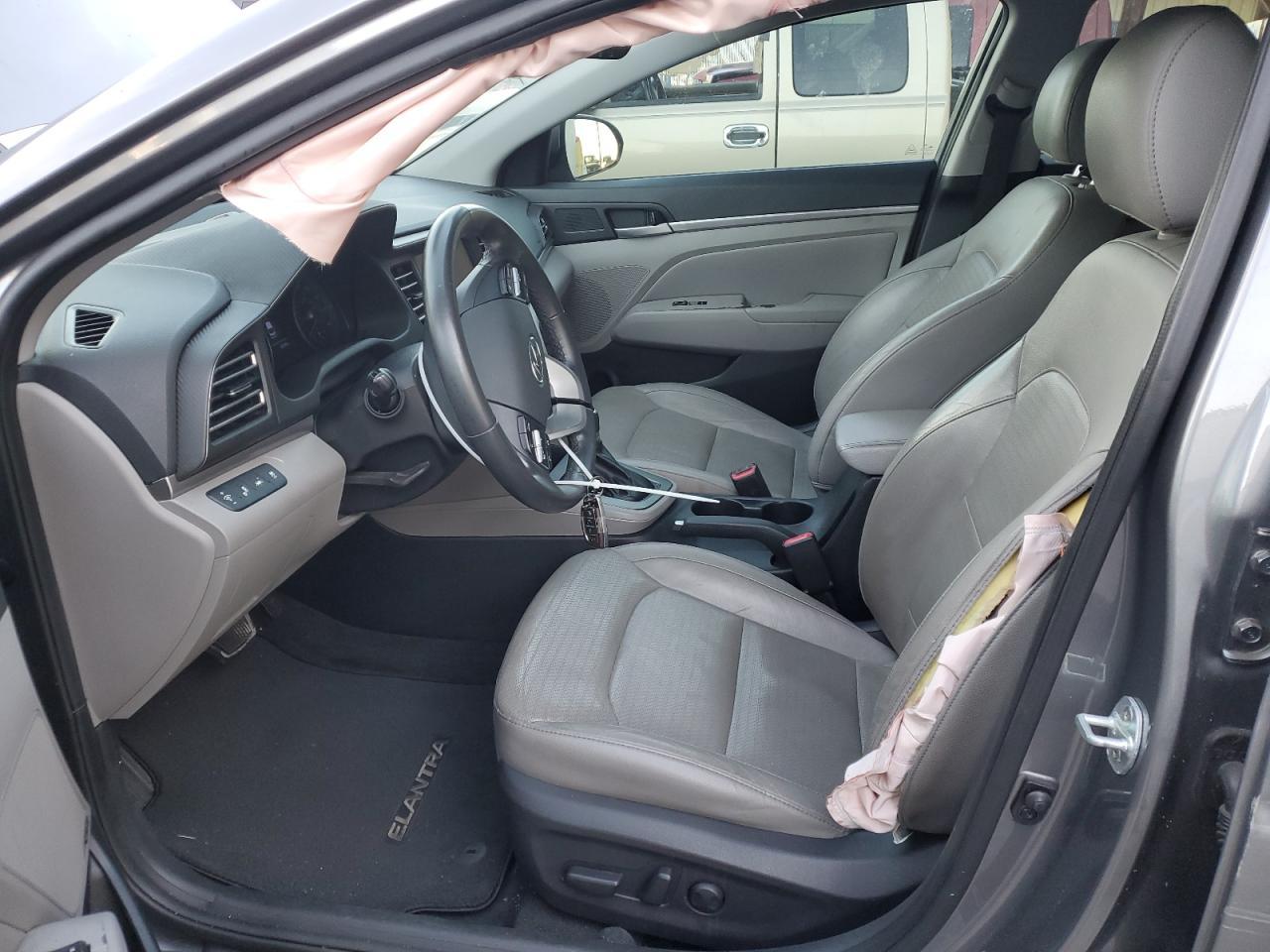 2019 HYUNDAI ELANTRA SE - Фото 7