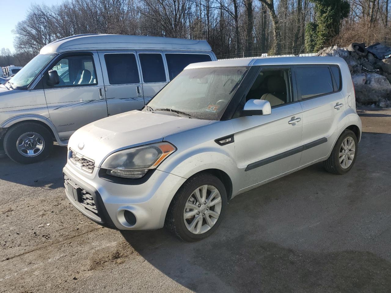 2013 KIA SOUL