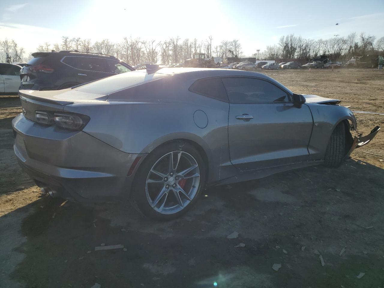 2021 CHEVROLET CAMARO LS - Фото 3