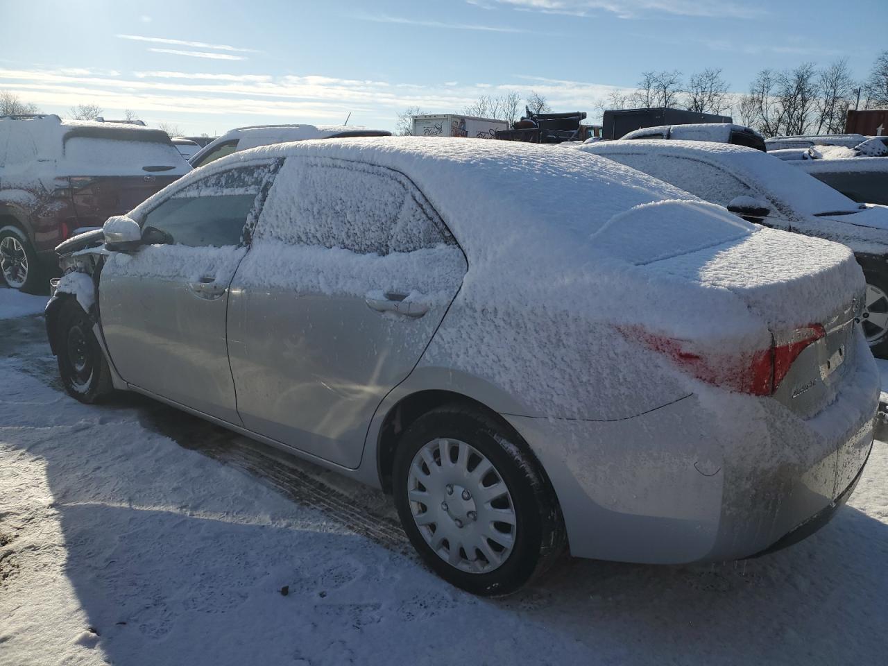 2015 TOYOTA COROLLA L - Фото 2