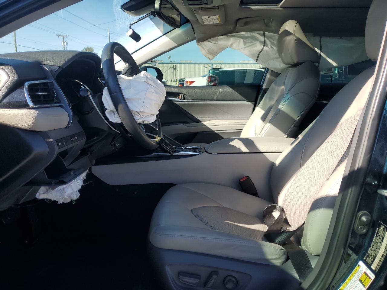 2018 TOYOTA CAMRY XSE - Фото 7
